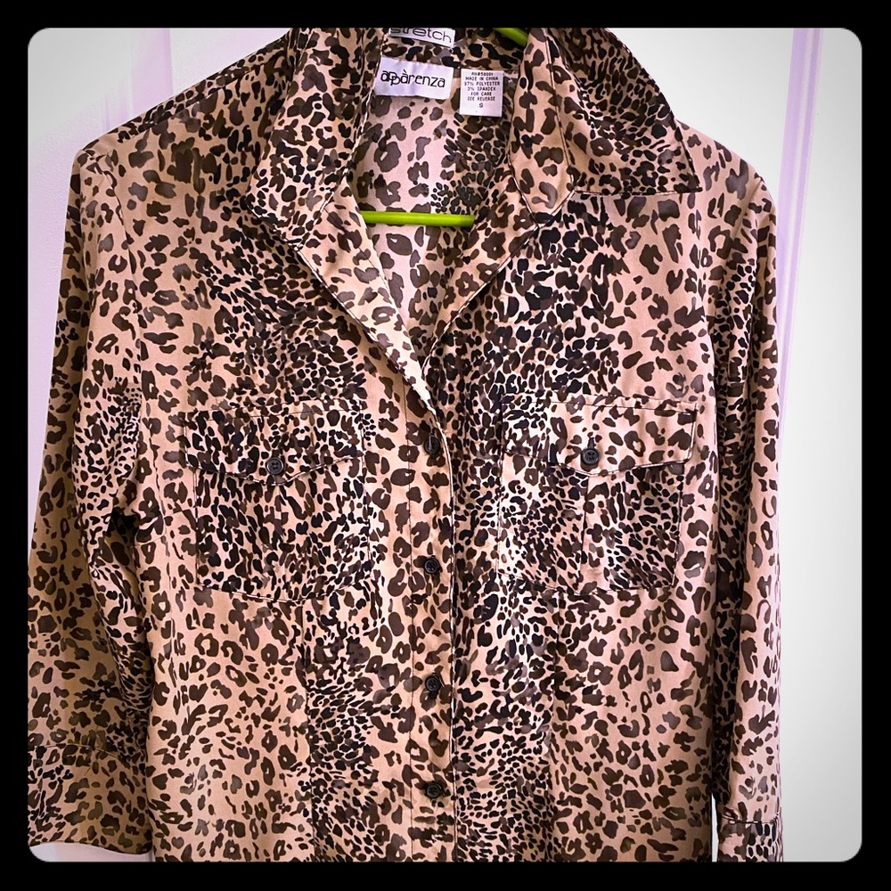 Apparenza Leopard Blouse size small, let me here you #roar